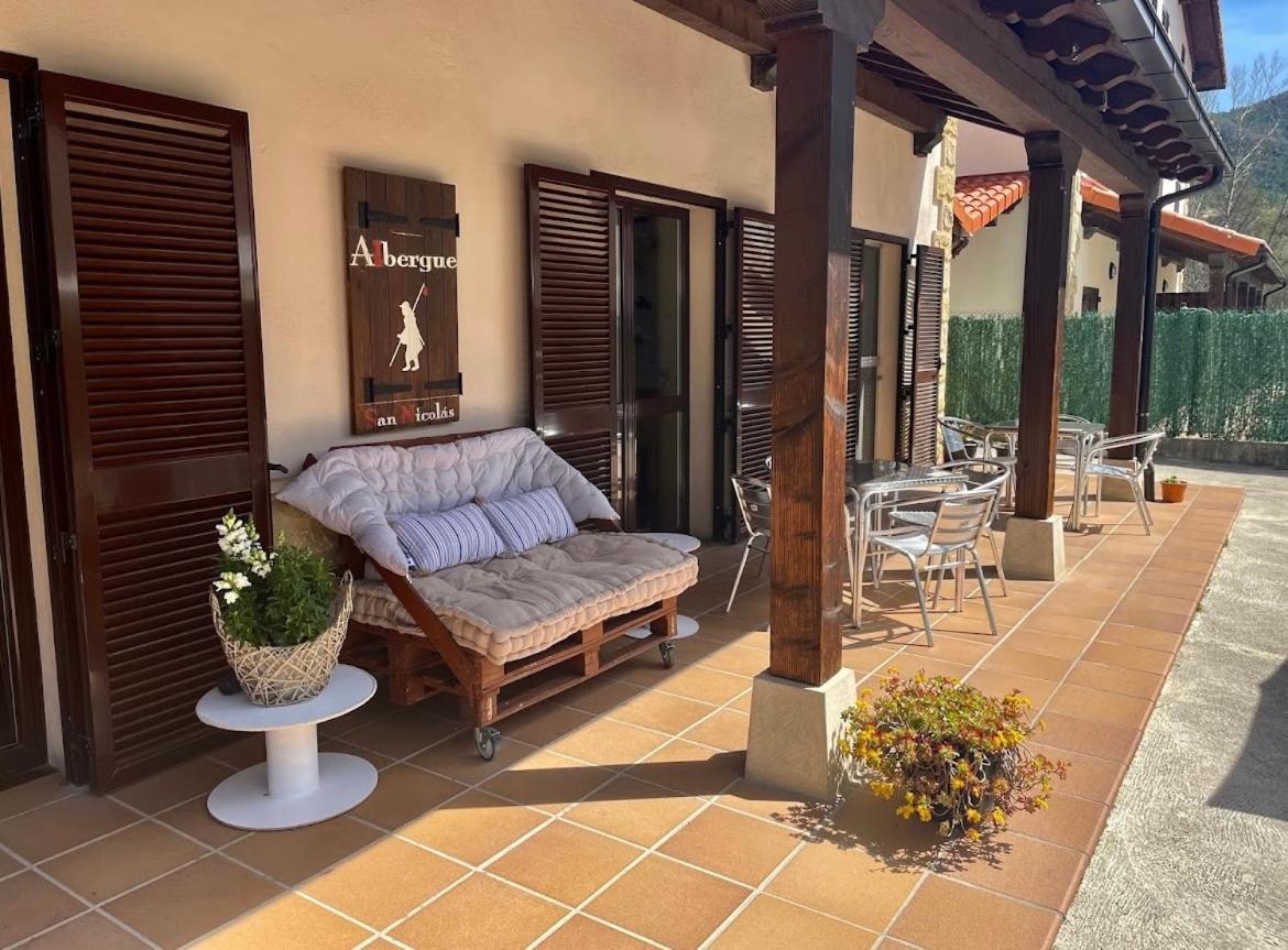 Albergue San Nicolas Larrasoana Ngoại thất bức ảnh