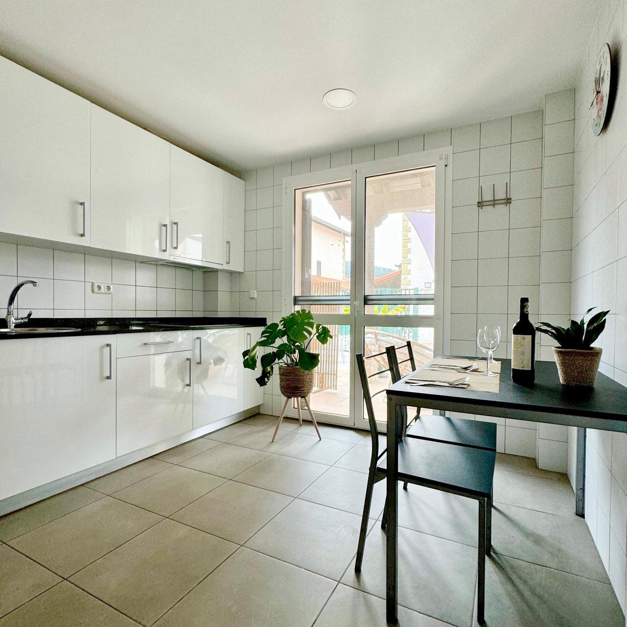 Albergue San Nicolas Larrasoana Ngoại thất bức ảnh