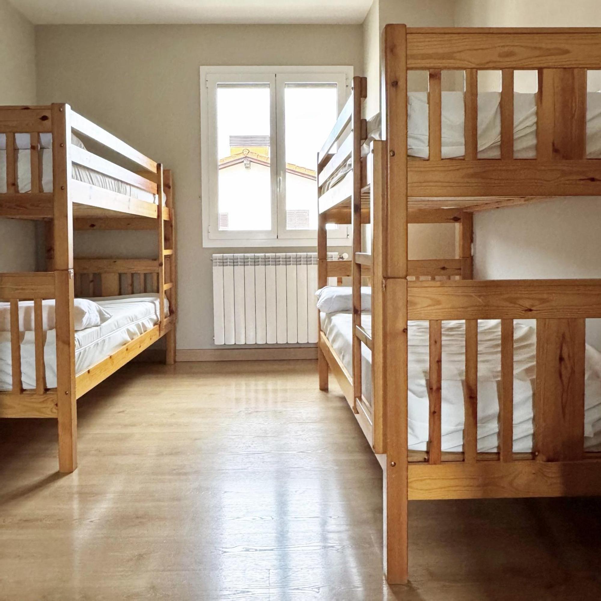 Albergue San Nicolas Larrasoana Ngoại thất bức ảnh